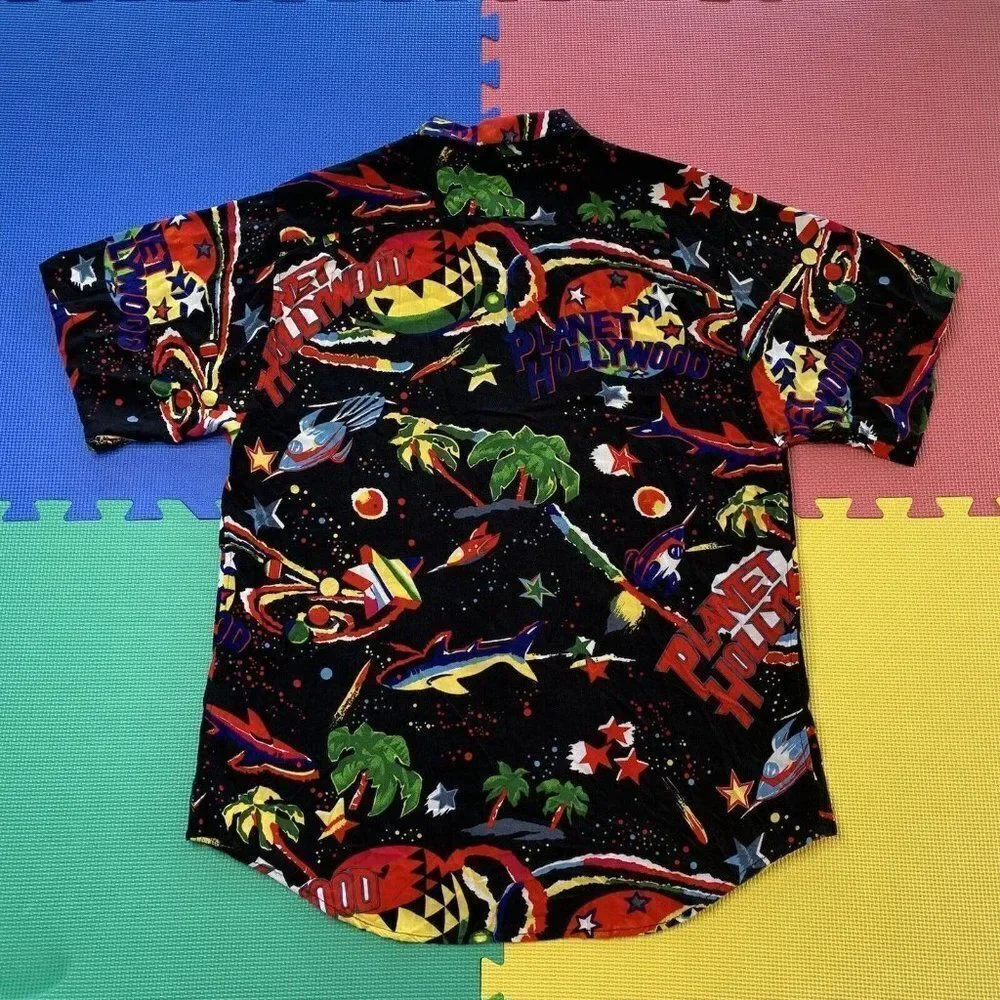Vintage Planet Hollywood Size Large 90’s Button Shirt All Over Print Hawaiian